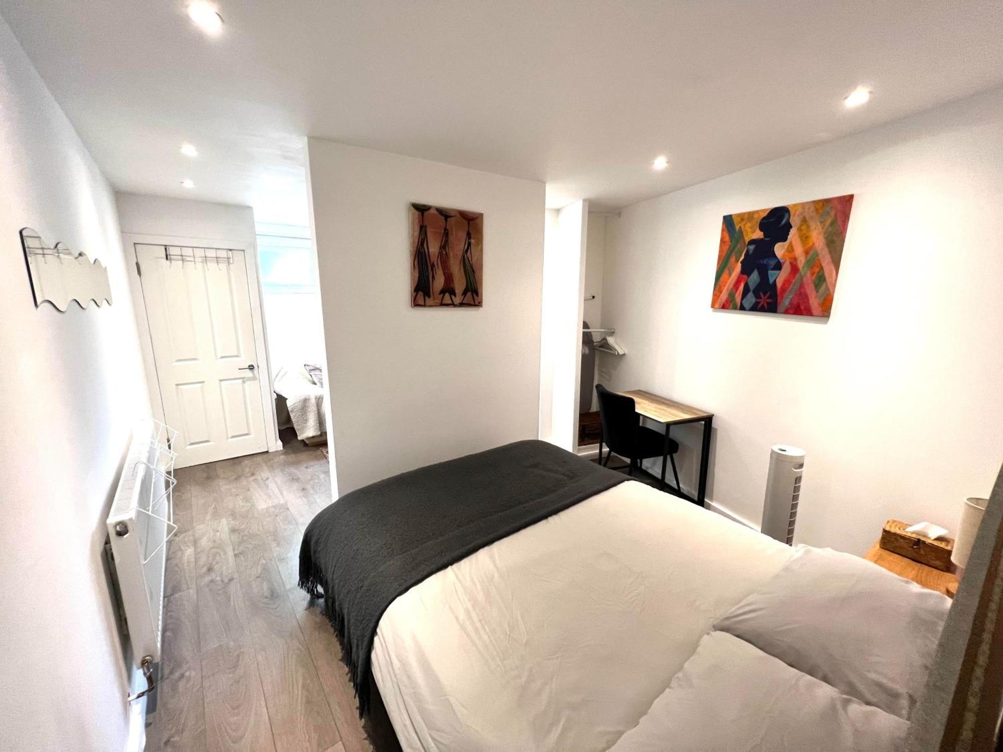 Modern Studio Apartment With Free Wifi Londra Dış mekan fotoğraf
